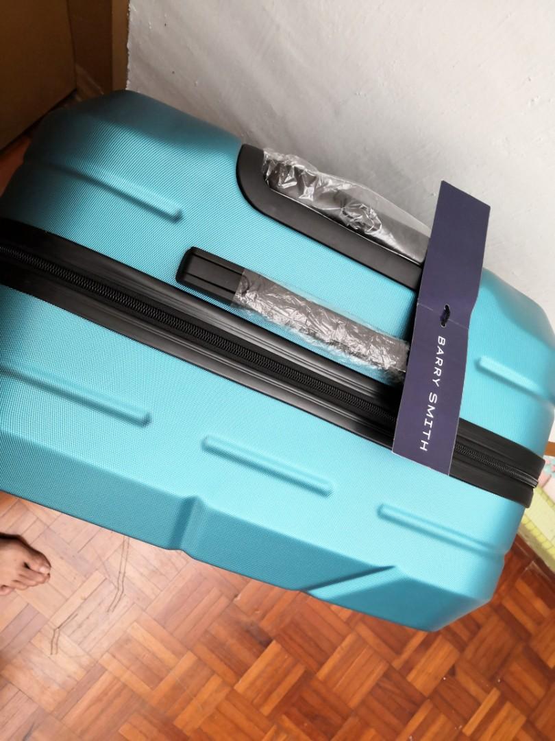 Barry Smith 3in1 luggage 28