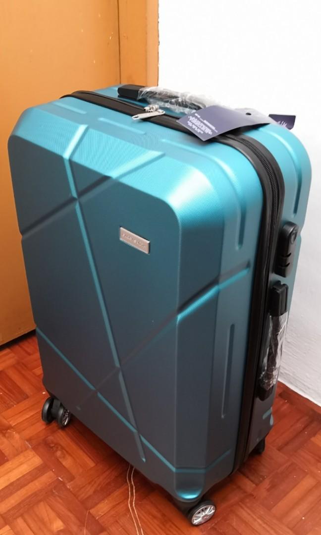 Barry Smith 3in1 luggage 28