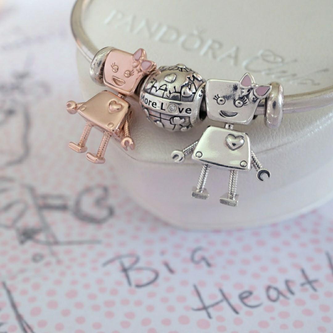 Bella bot on sale pandora charm