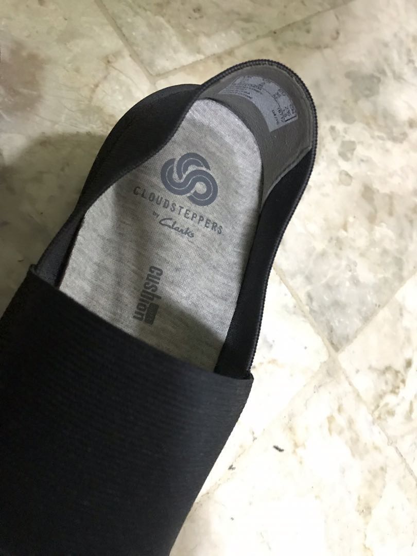 clark walking boots