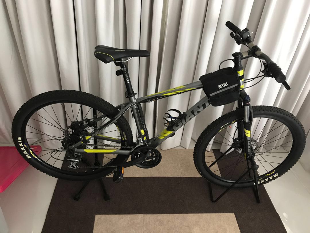 motor Kontrakt besked Giant Talon 3 MTB For Sale w/accessories, Sports Equipment, Bicycles & Parts,  Bicycles on Carousell