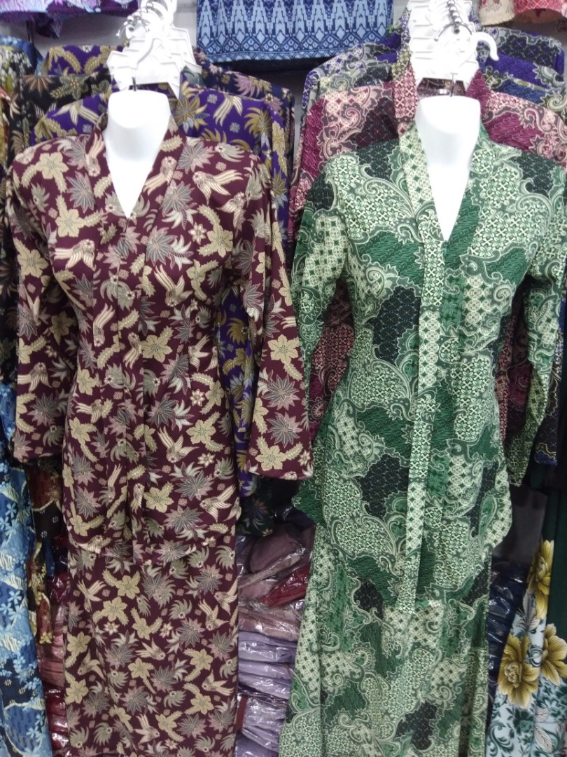 Kebaya Moden Batik Viral 2019 GayaRaya Women s Fashion Muslimah Fashion Baju Kurung sets on Carousell