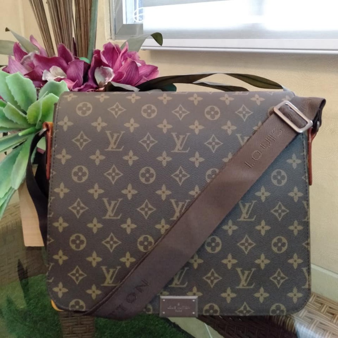monogrammed laptop messenger bag