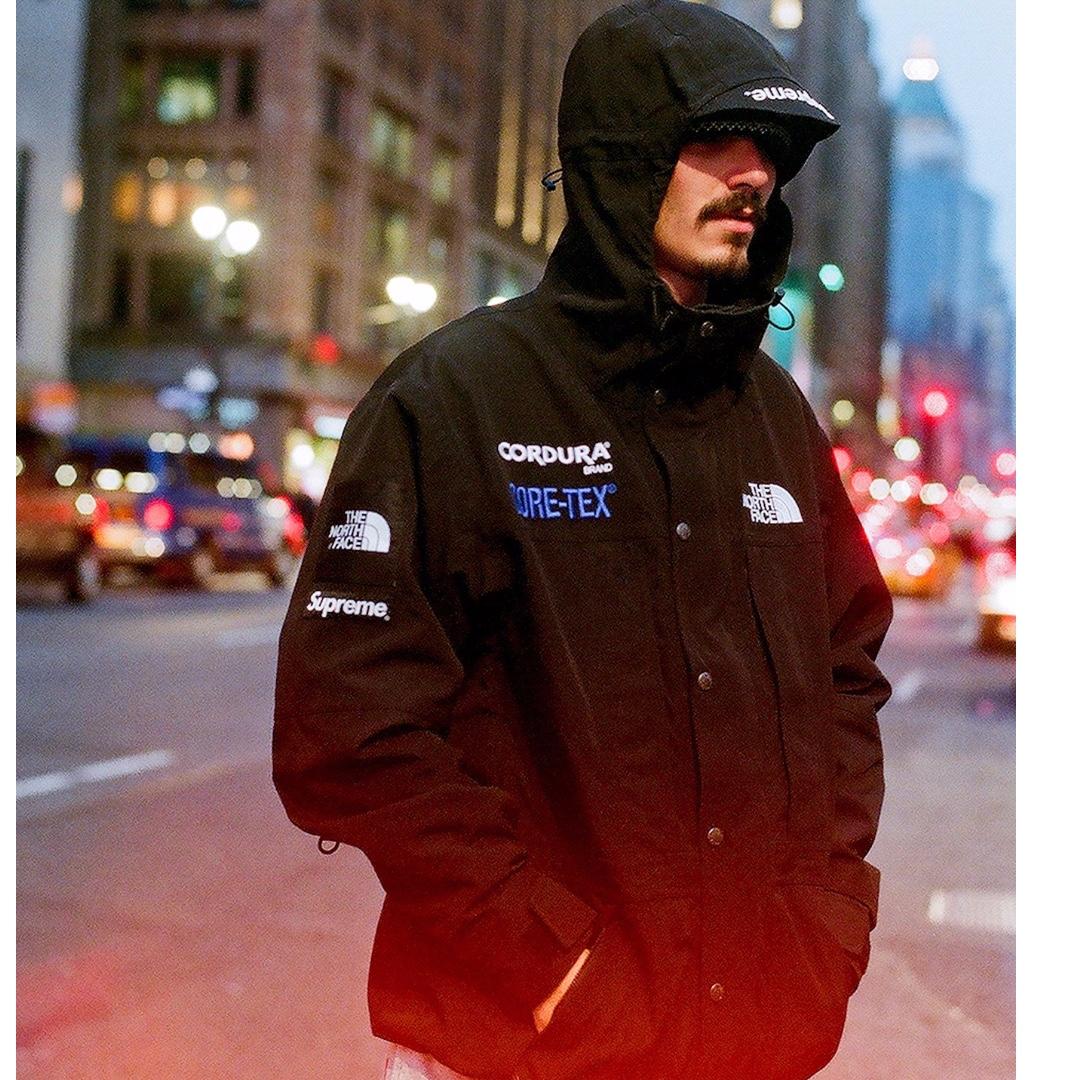 supreme THE NORTH FACE スウェットパーカー - メンズファッション