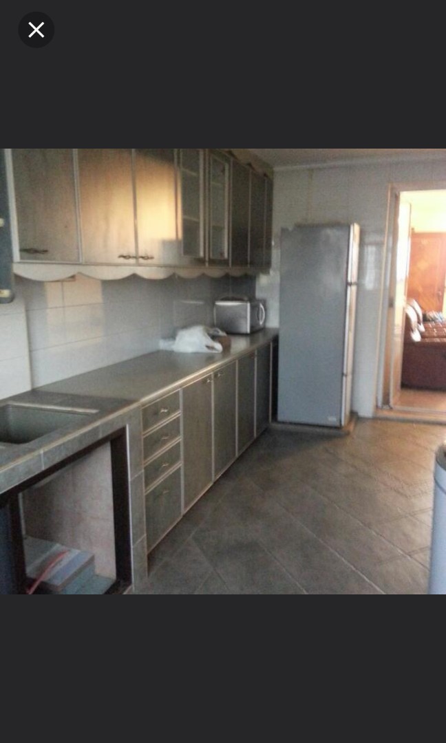 (Category: ) located in . Submitted by carolloh (Listing ID 227001777, Image 1). Description: .