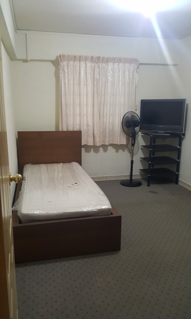 (Category: ) located in . Submitted by reethu (Listing ID 227163117, Image 1). Description: .