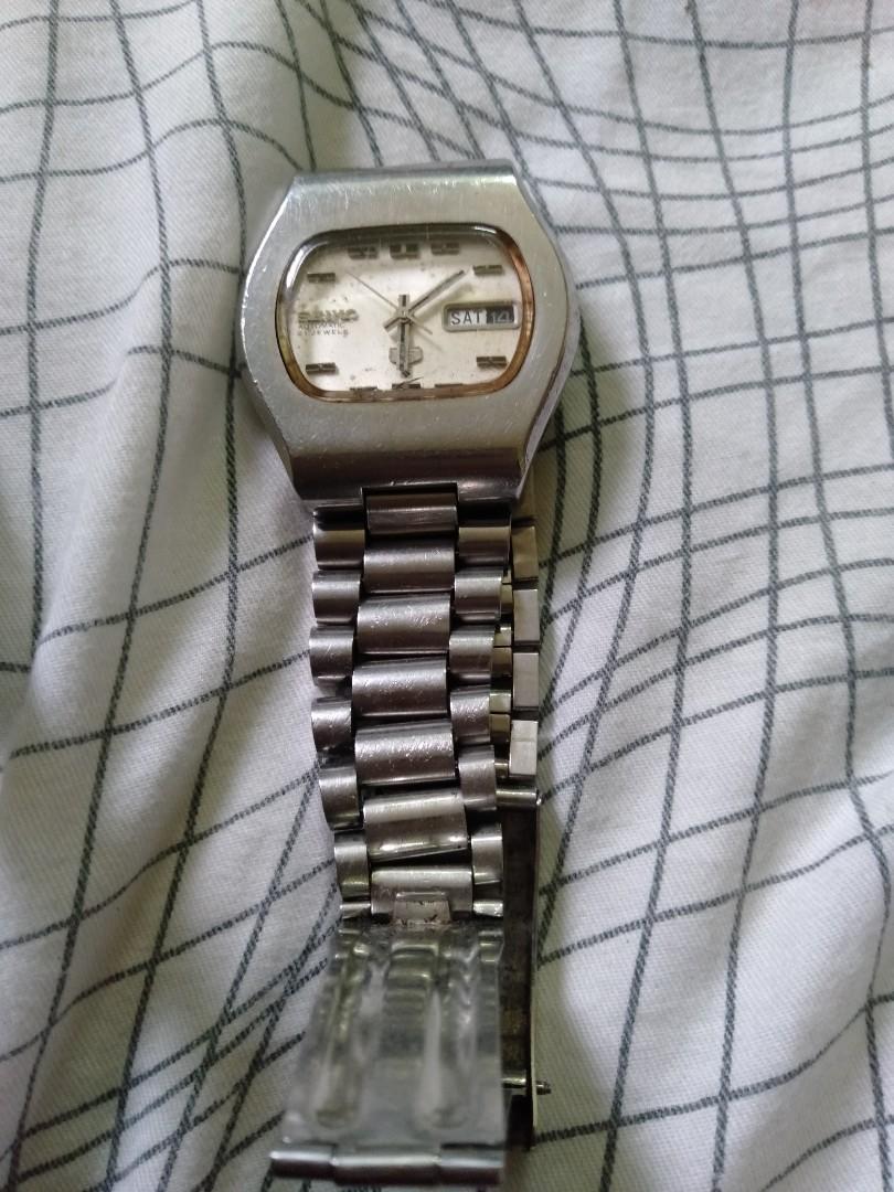 1970s vintage Seiko 5 automatic, Men's Fashion, Watches & Accessories,  Watches on Carousell