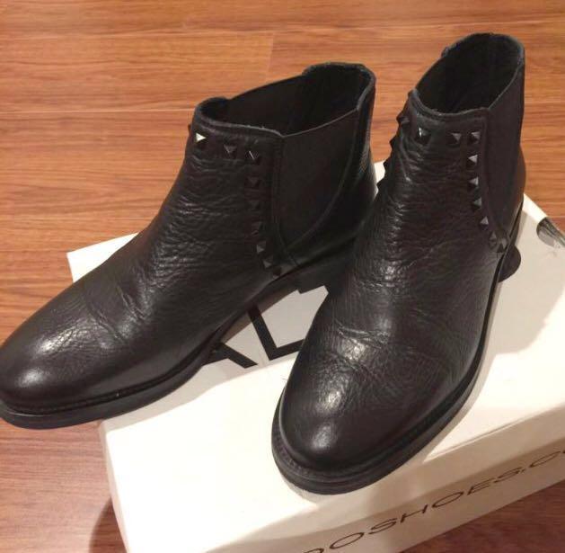 aldo真皮 卯钉 黑短靴