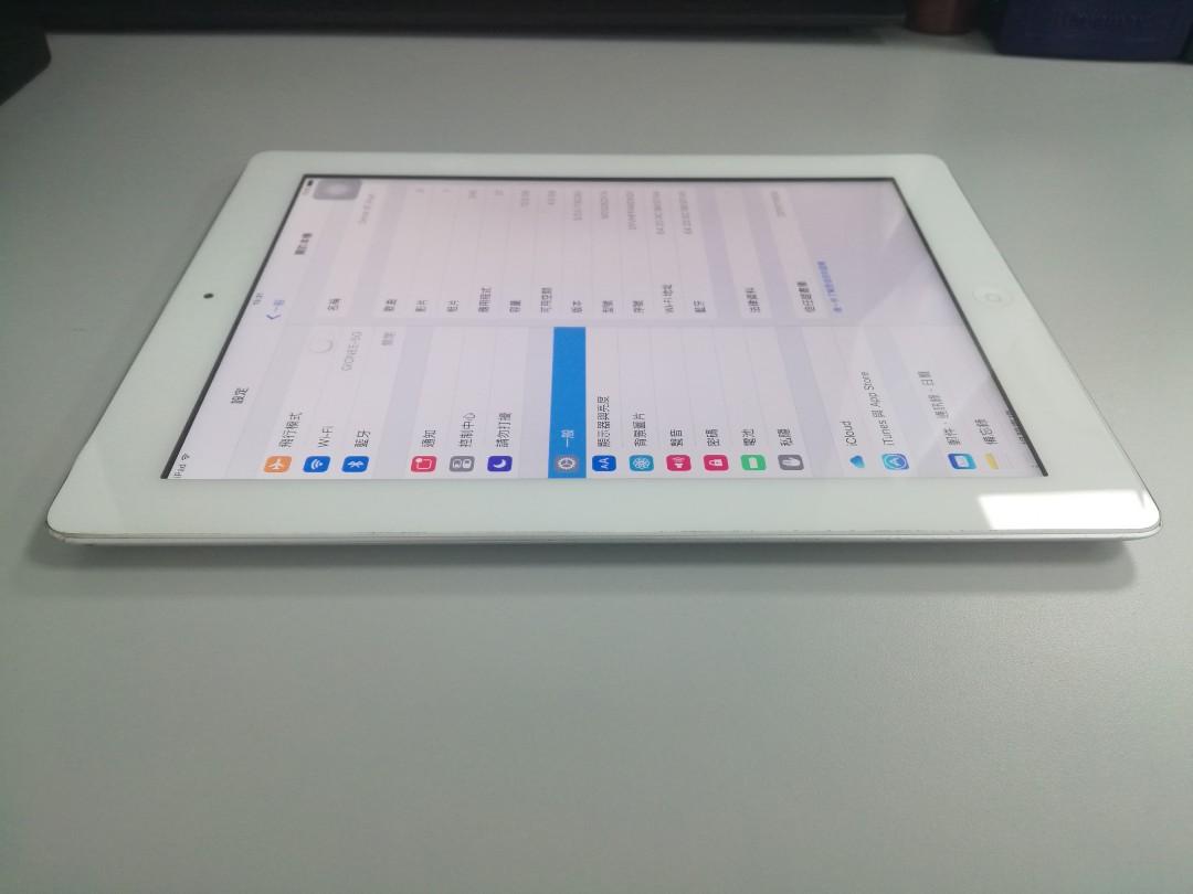 Apple iPad 第三世代 MD328J/A iPad 16GB White 9d5ec422-67fb-4af4-98f5-