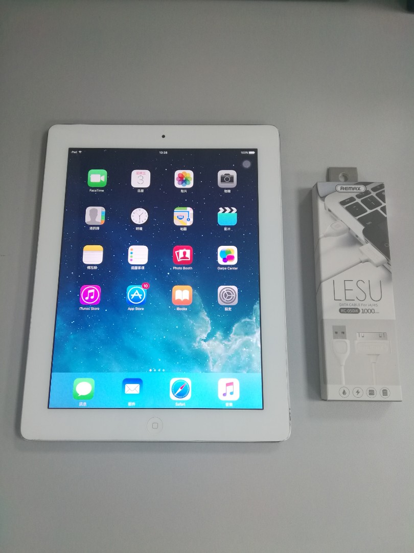 Apple iPad 第三世代 MD328J/A iPad 16GB White 9d5ec422-67fb-4af4-98f5-