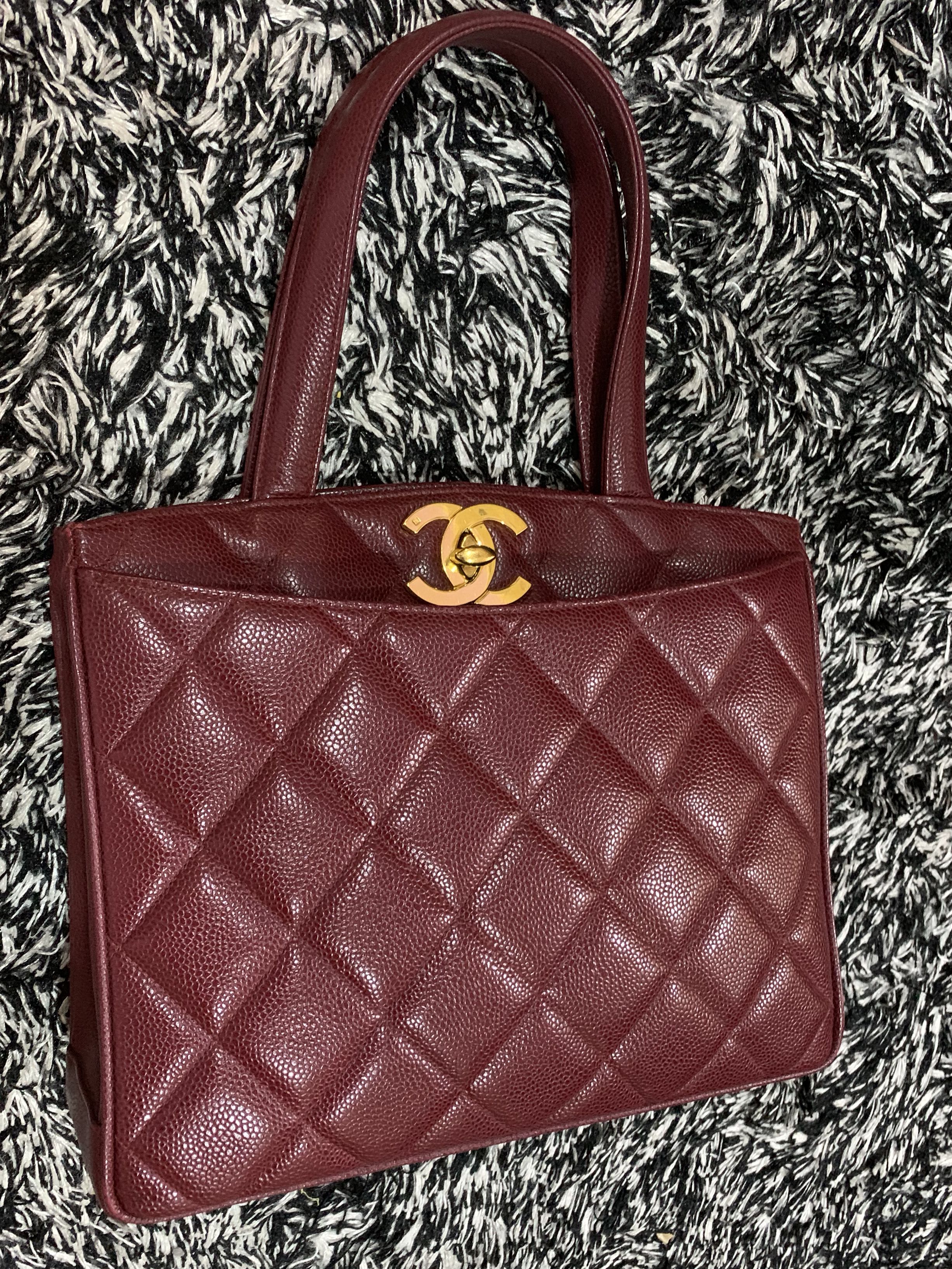 chanel caviar tote bag