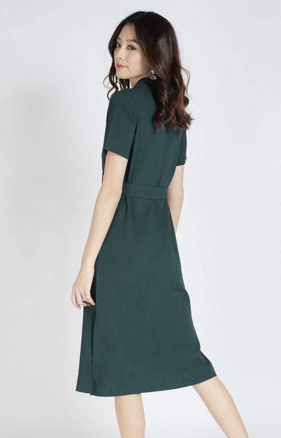 BN Playdress Gwendolyn Front Pocket Midi Dress, Women's Fashion ...