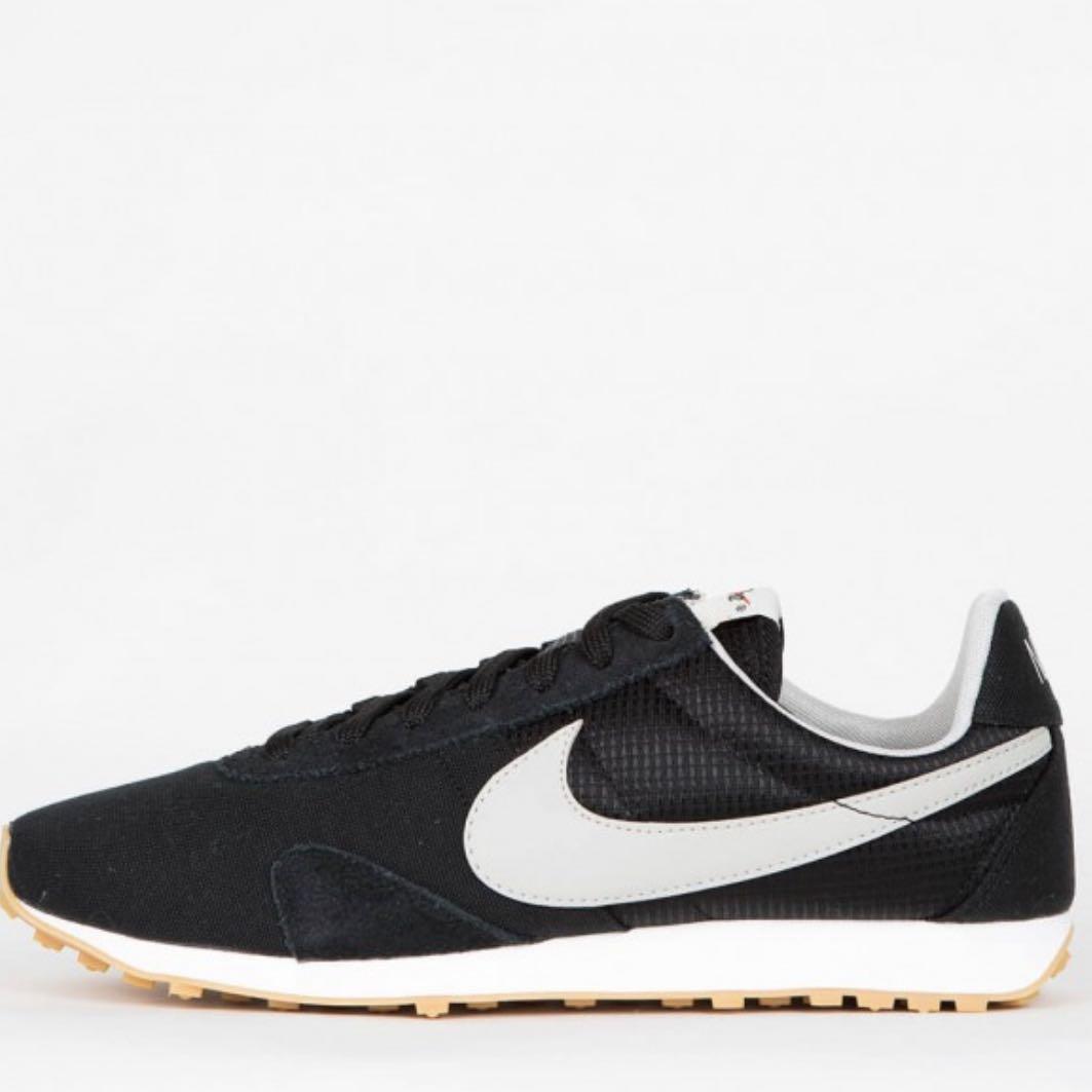 nike women's pre montreal racer vintage