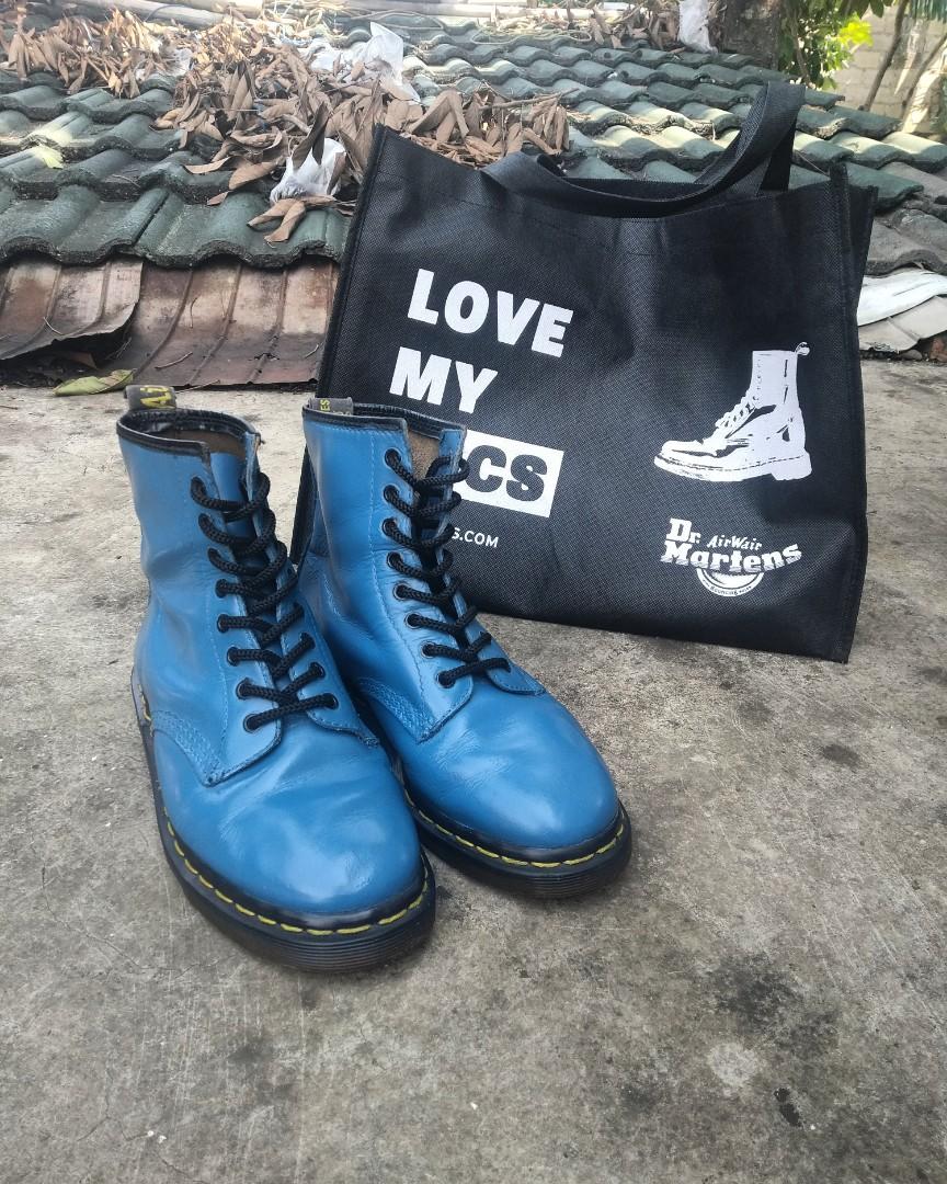 Dr martens 1460 Made in England, Fesyen Pria, Sepatu , Sepatu Boot di  Carousell
