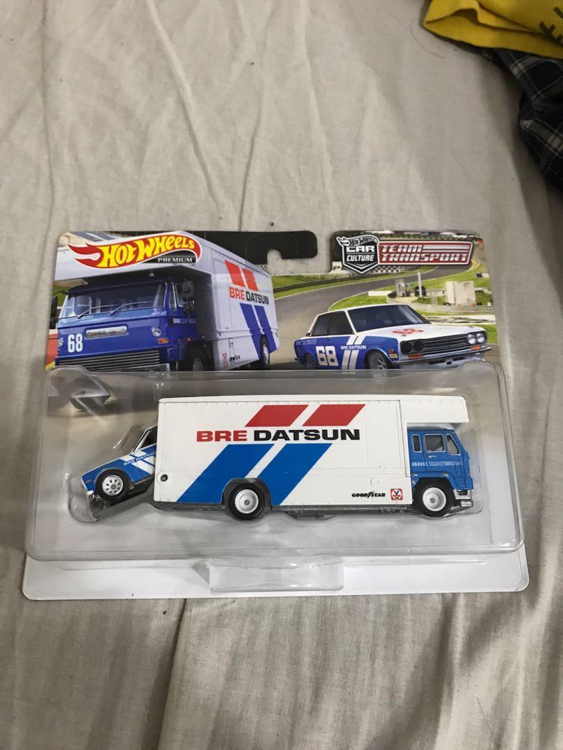 datsun team transport