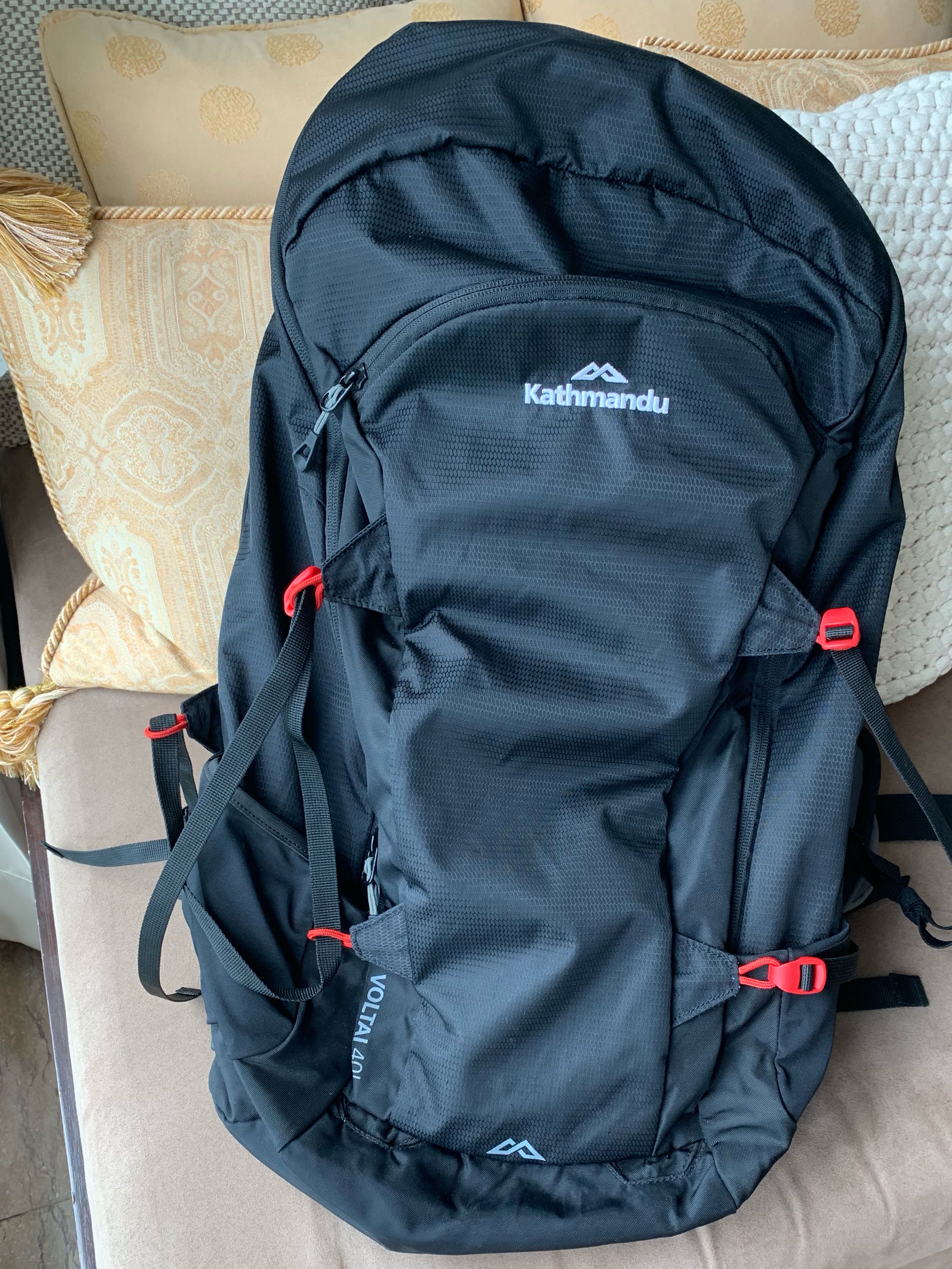 Kathmandu 40l discount backpack