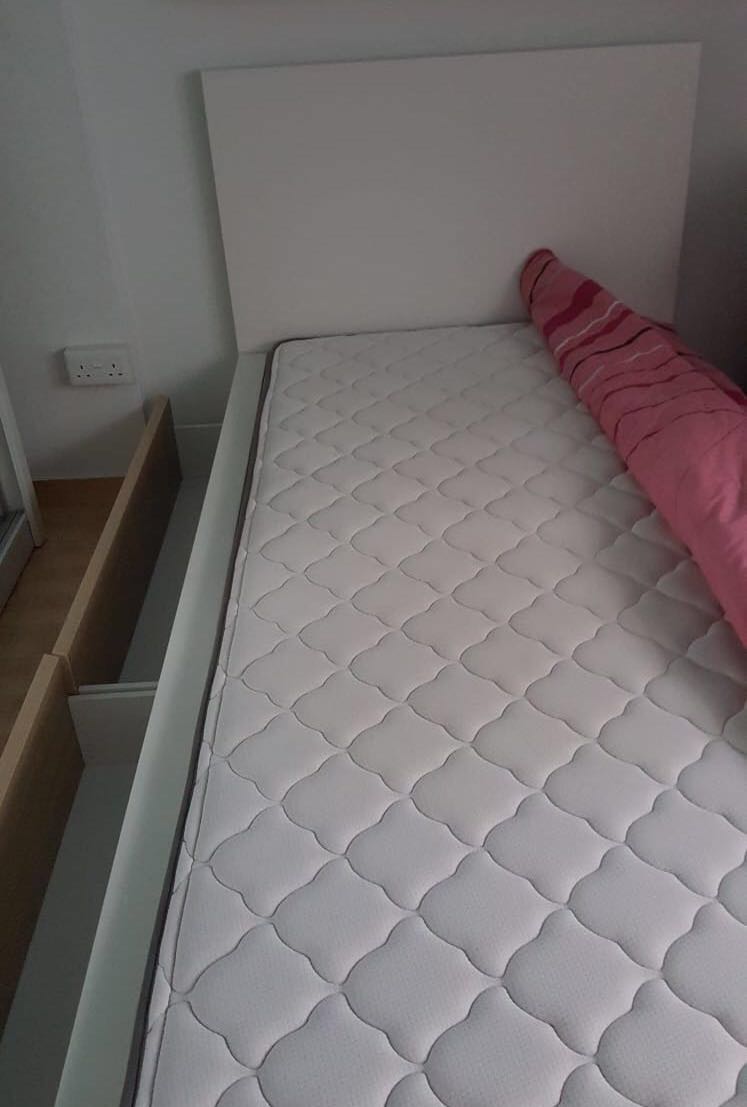 Mattress & bed frame Mattress & bed frame