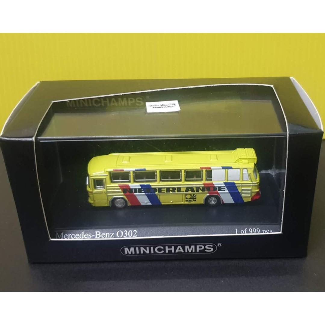 MINICHAMPS Mercedes-Benz O302 Sammlerbus – WM-Mannschaftsbus Brasilien 1974, Maßstab 1:160, Detailgetreues Miniaturmodell