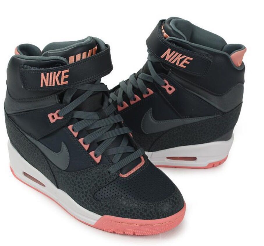nike revolution sky high