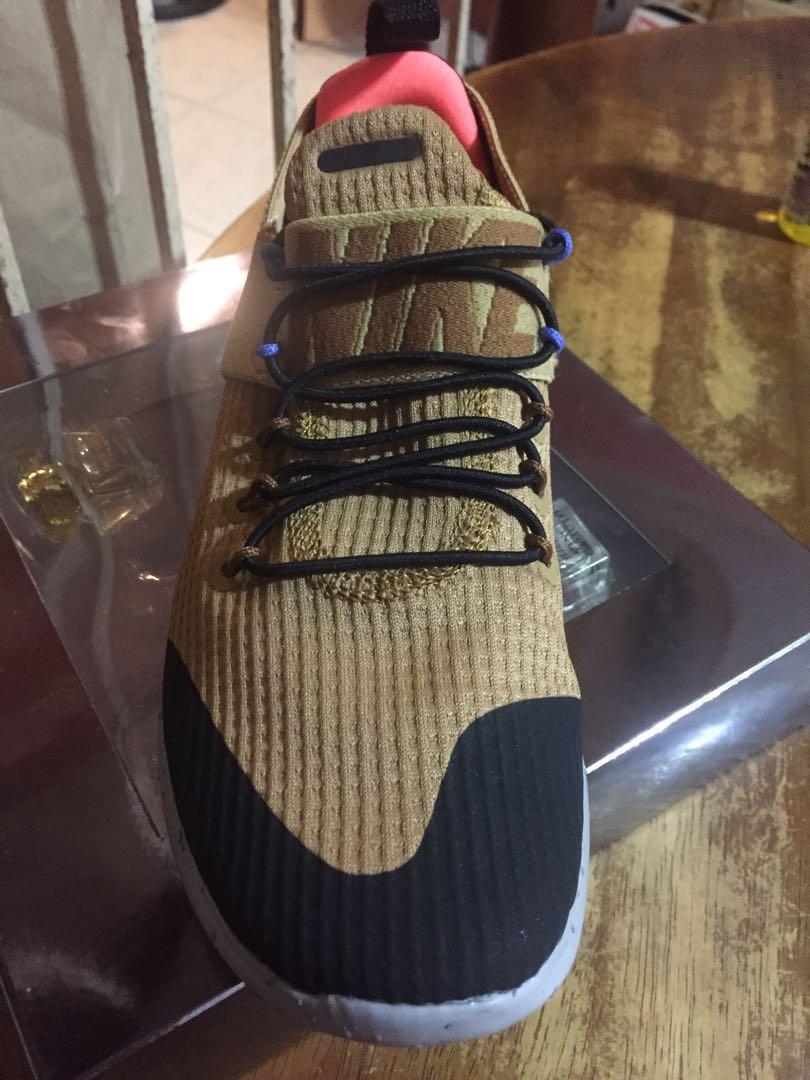 nike commuter 2017