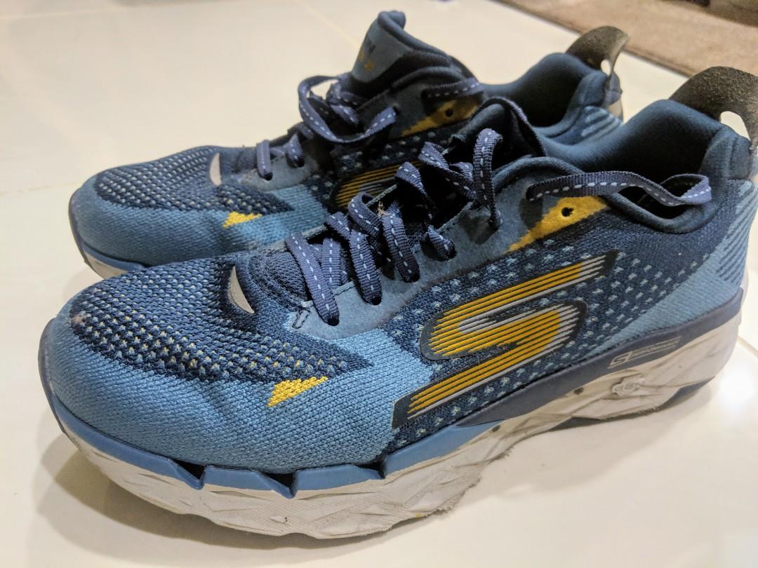 Skechers ultra r2 sales