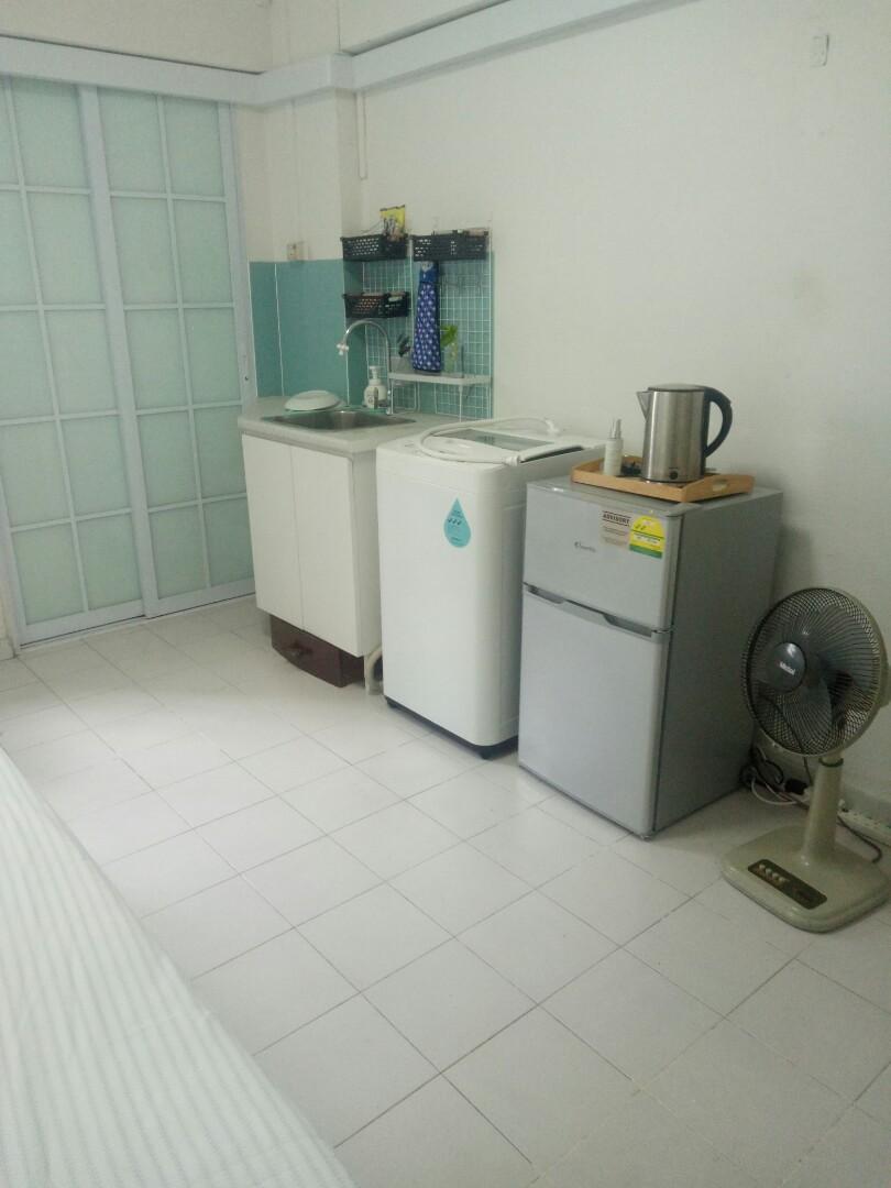 Standalone Master Bedroom UBI AVE 1 private, like living in a