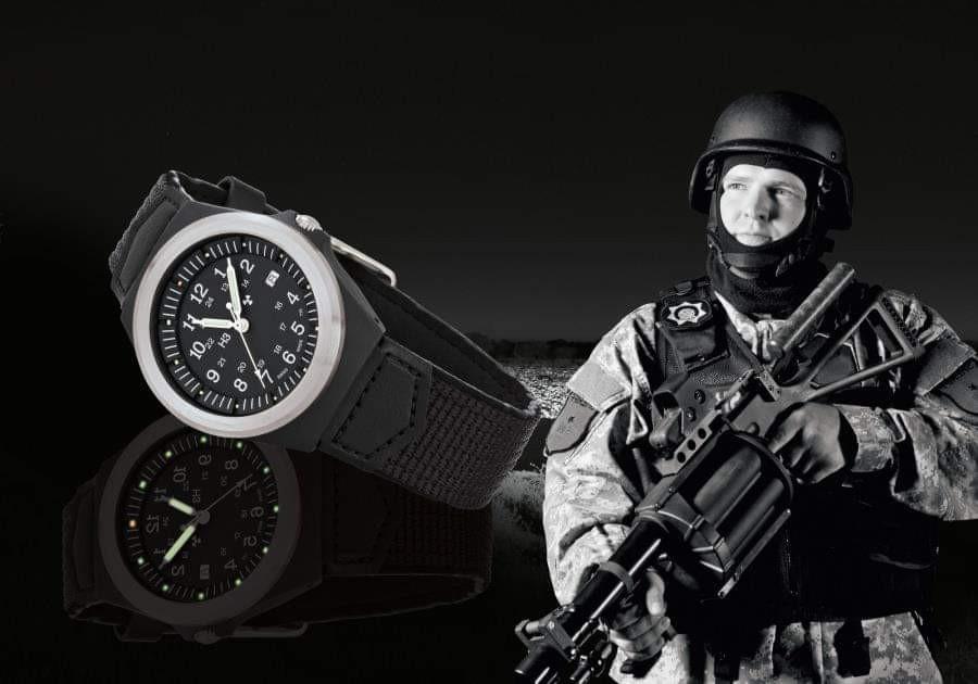 24 часа военные. Traser p5900. Часы ССО спецназ. Американские армейские часы. Часы американского спецназа.