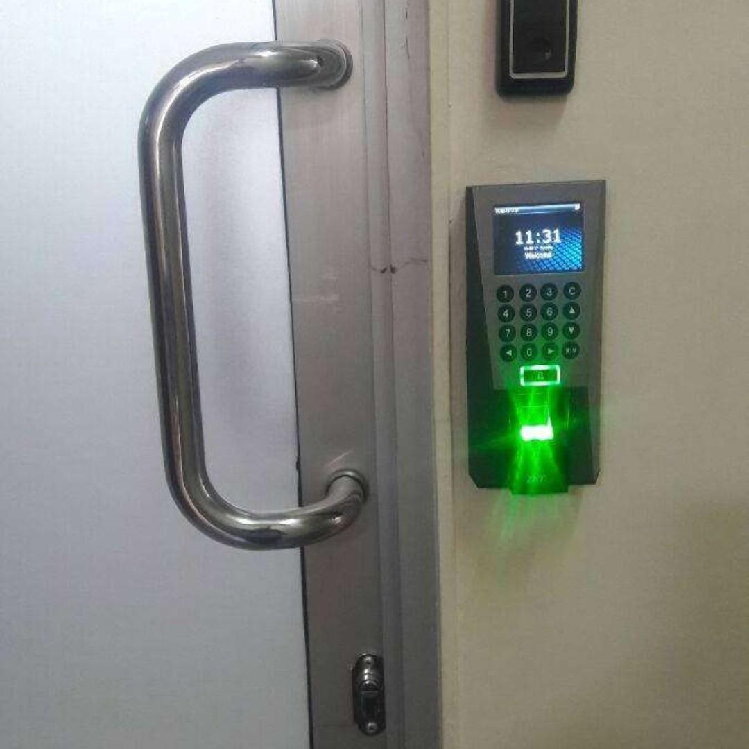 ZKTeco F18 biometric door access attendance system, Furniture & Home