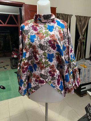 Baju notif bunga-bunga