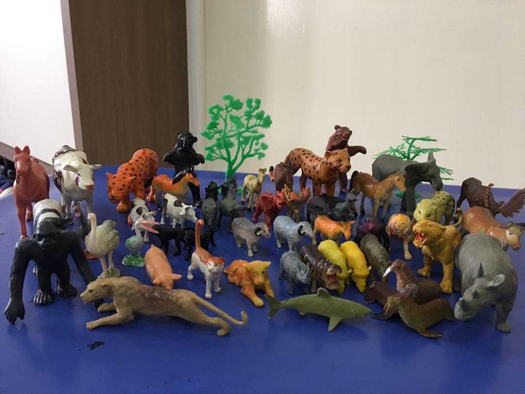 animal world toys