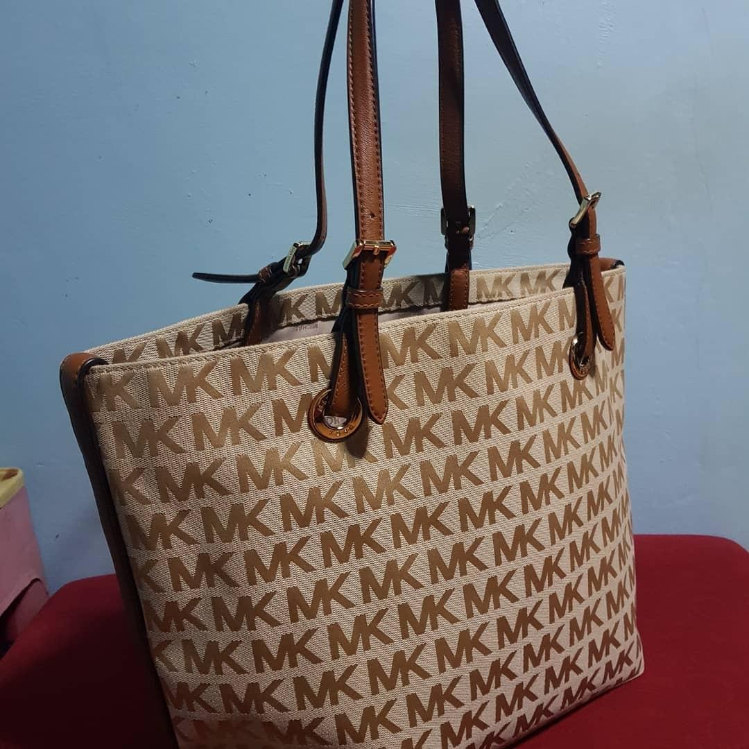 Michael kors jet best sale set item grab bag