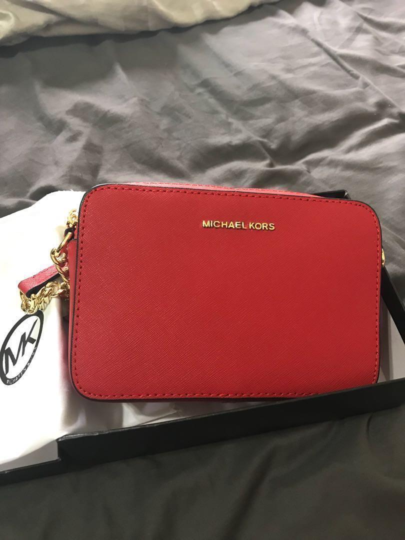 michael kors sling bag red
