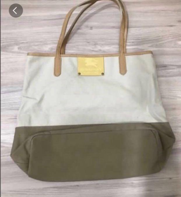 discontinued burberry handbags