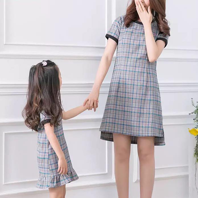 Grey Lattice Plaid Korean Style Matching Mother Daughter Dress Set Women S Fashion Clothes Dresses Skirts On Carousell