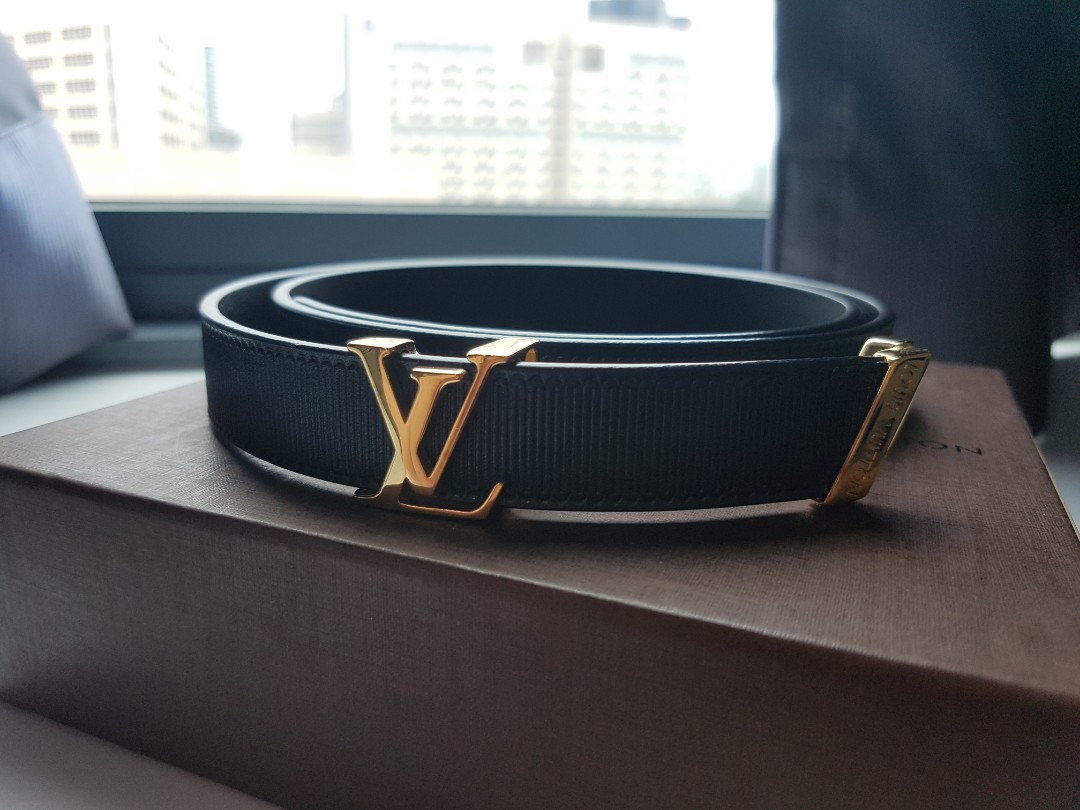 LOUIS VUITTON belt LV logo black x gold metal fittings leather x
