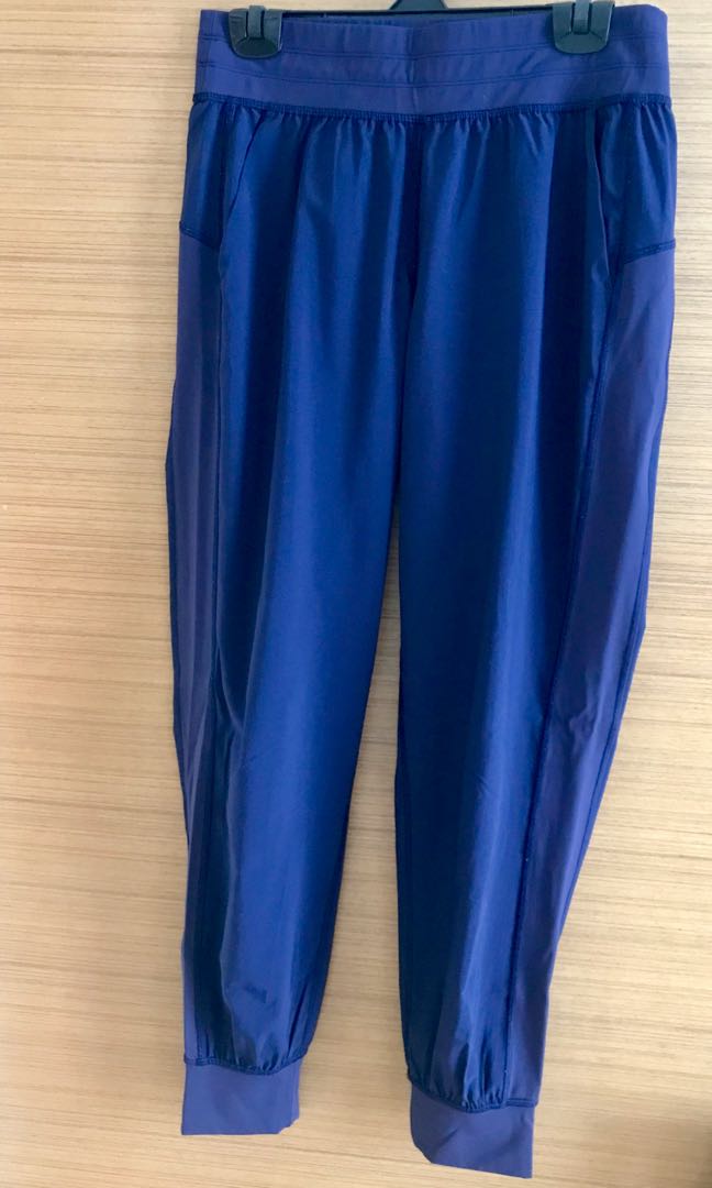 lightweight track pants womens