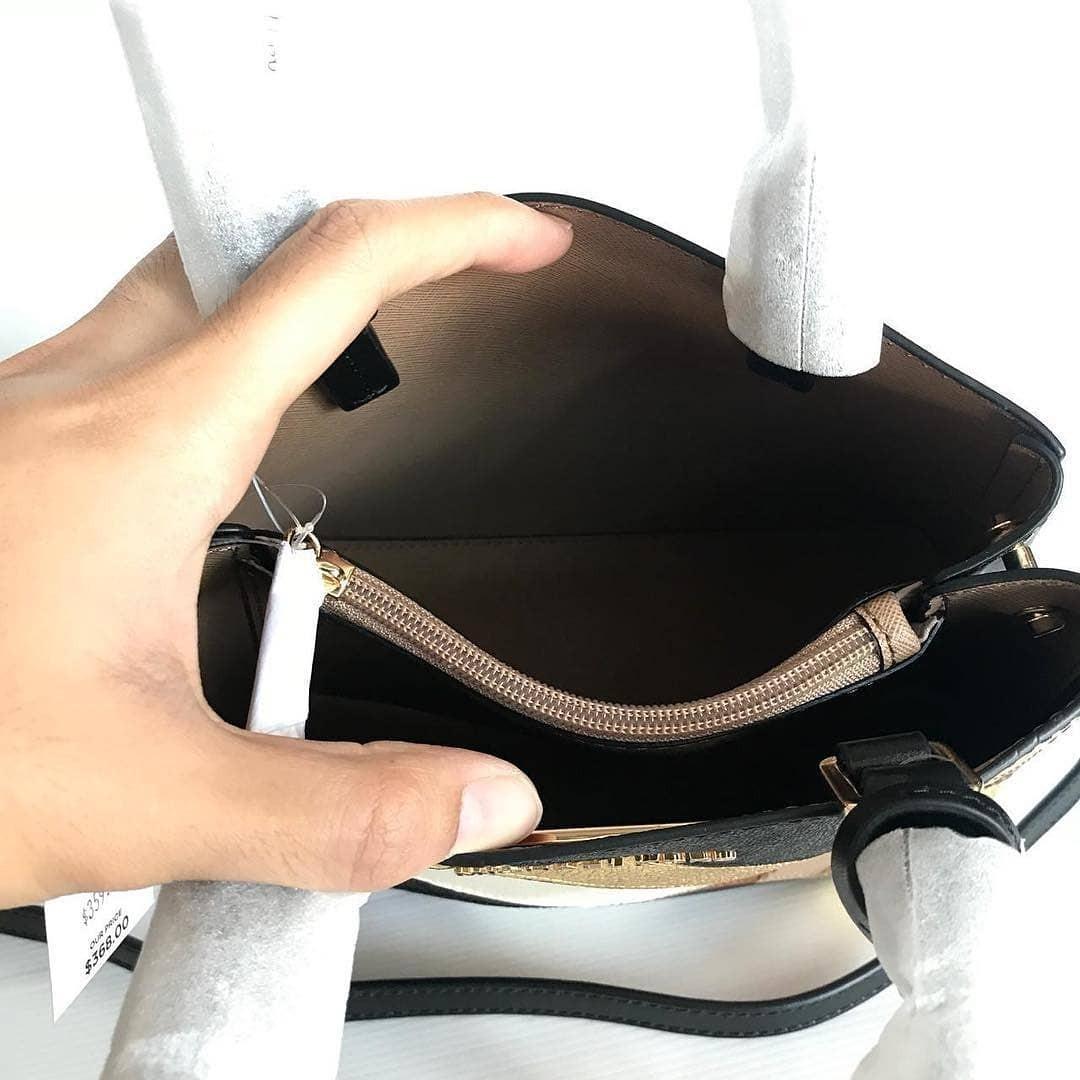 Mk adele shop medium messenger