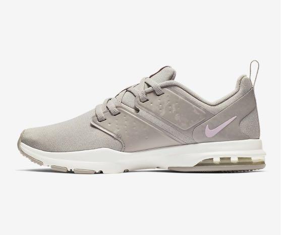 nike air bella lightweight training shoe