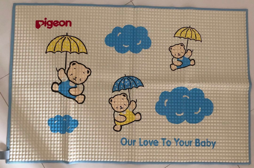 Pigeon Air Filled Rubber Changing Mat, Babies & Kids, Nursing & Feeding