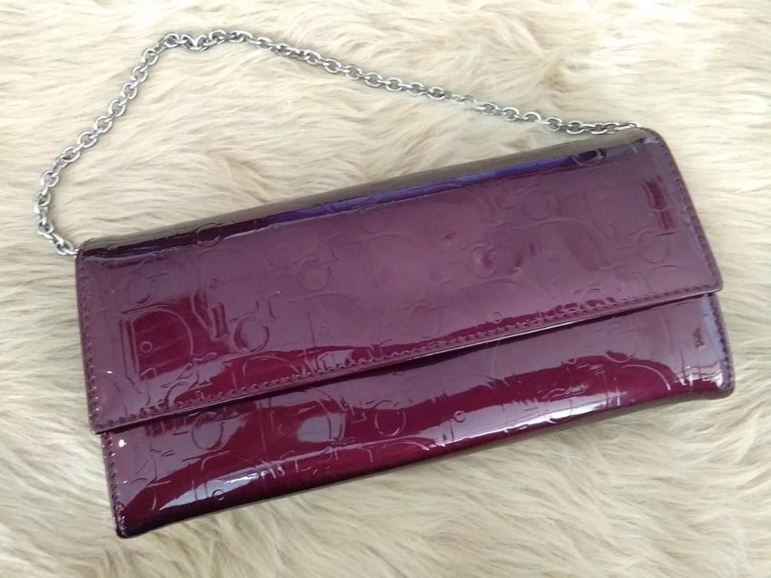 Preloved Authentic Christian Dior Long Wallet with Chain (Category: Luxury Bags & Wallets) located in Muntinlupa City. Submitted by mayumi18 (Listing ID 227424540, Image 2). Description: Preloved Authentic Christian Dior Long Wallet with Chain. Complete set - pouch, authenticity card. Authenticity guaranteed. Bought in Japan..