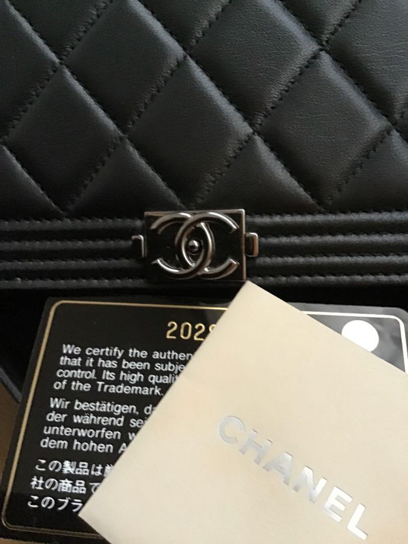Preloved Chanel Clutch & Wallet, Luxury, Bags & Wallets, Clutches on Carousell