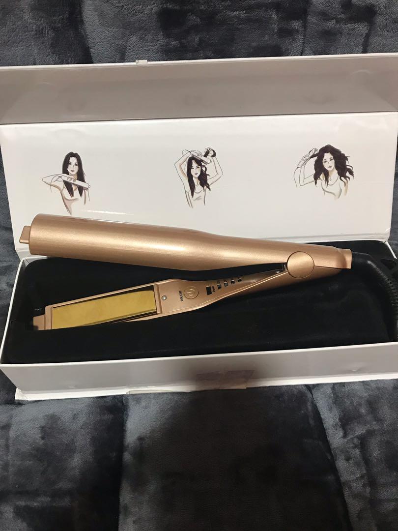 Revolution Twist Straightening Iron 2 In 1 Hair Straightening