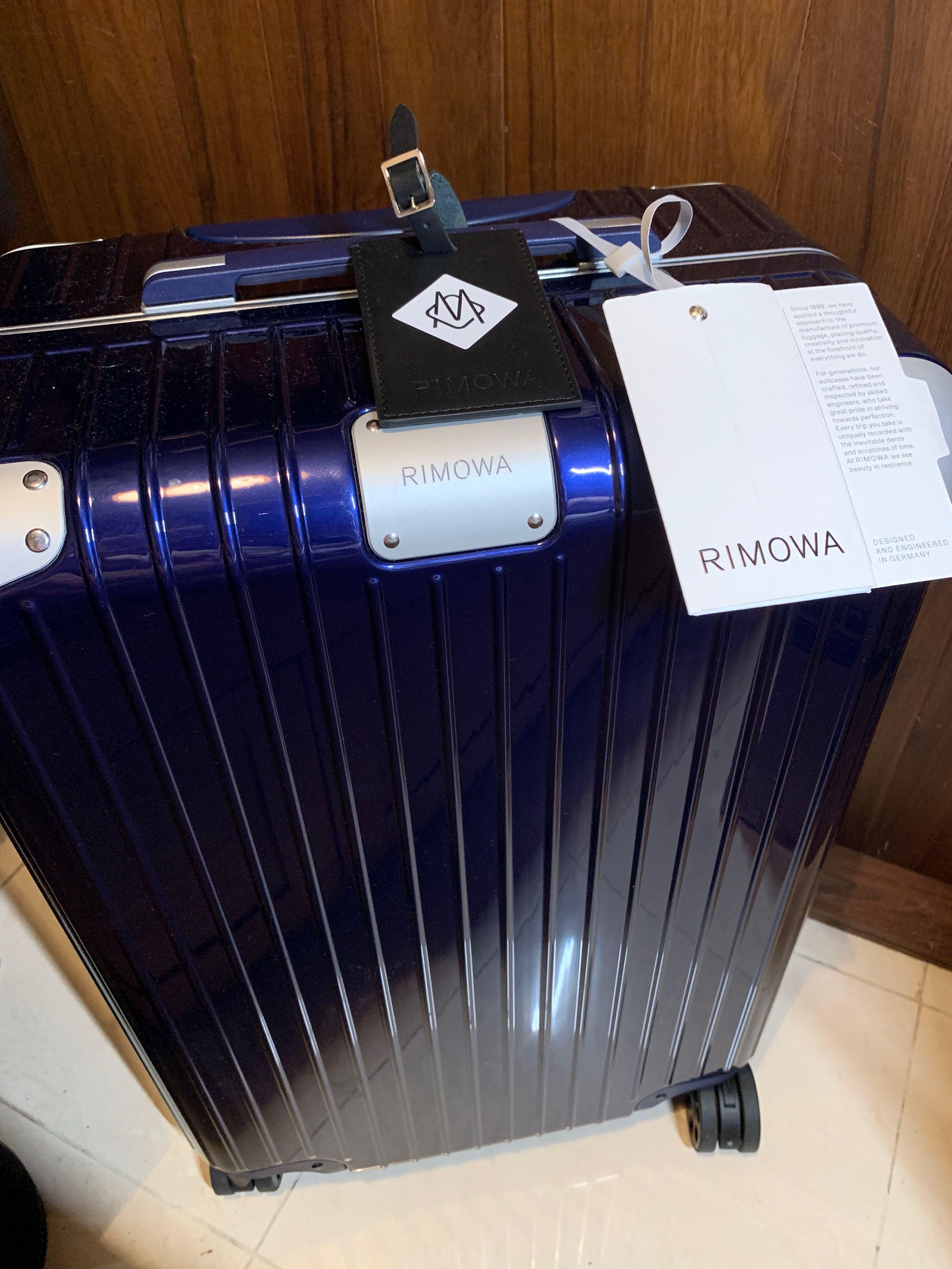 rimowa hybrid price