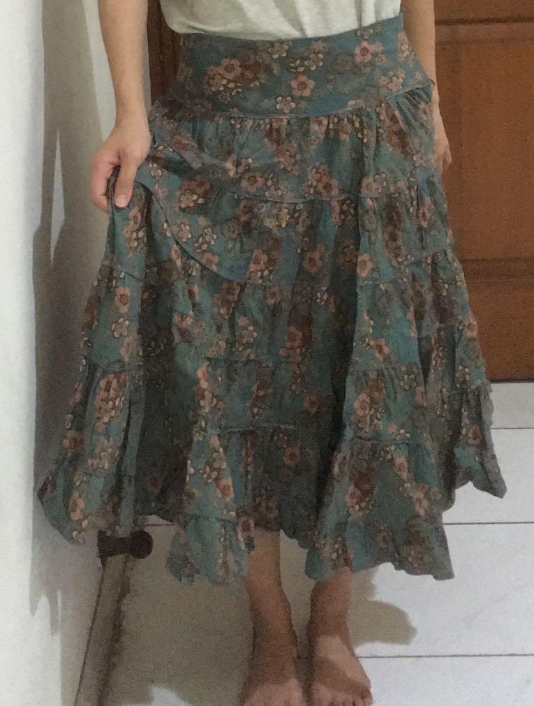 Rok Vintage Motif Bunga Fesyen Wanita Pakaian Wanita Gaun Rok Di Carousell