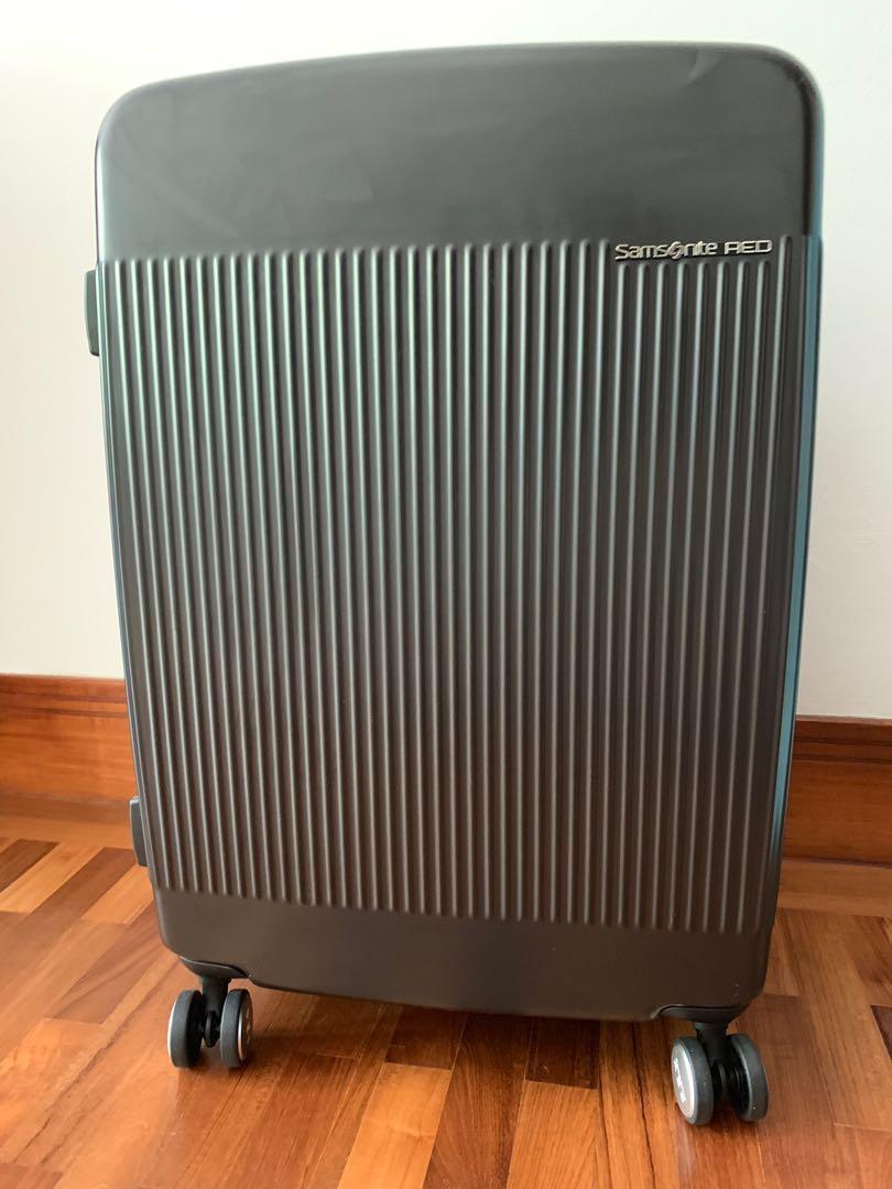 Samsonite red sparkle 2025 24 spinner