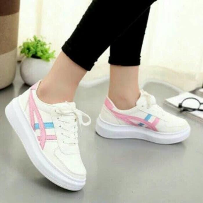 Sepatu Kets Wanita Sneakers Casual Pink Putih Fesyen Wanita Sepatu Di Carousell