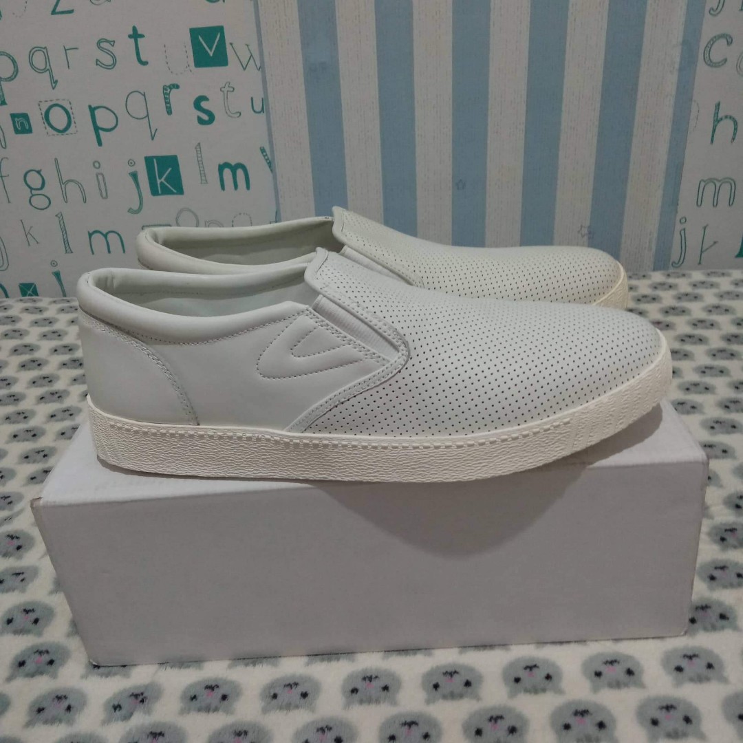 tretorn shoes white