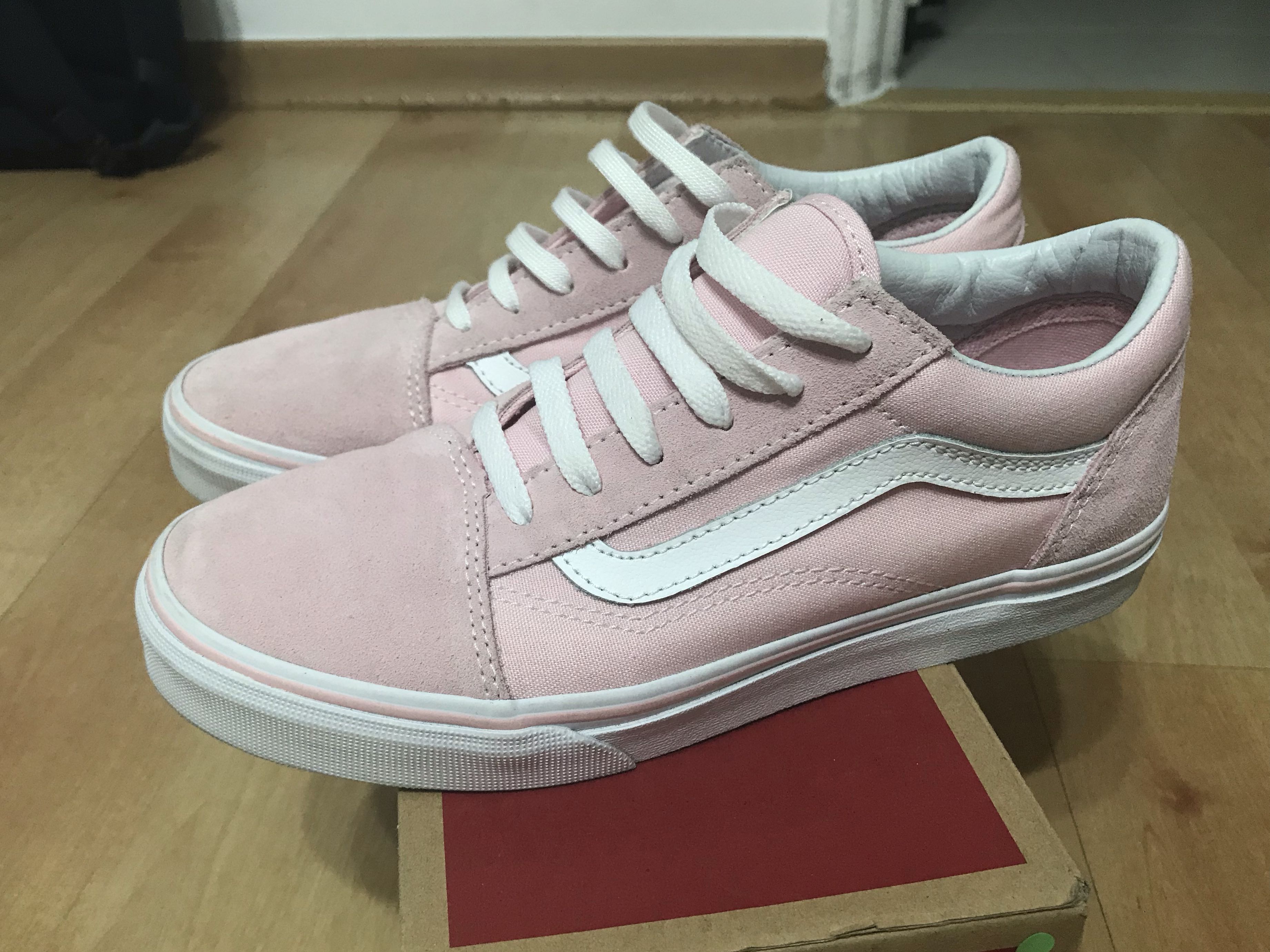 vans old pink