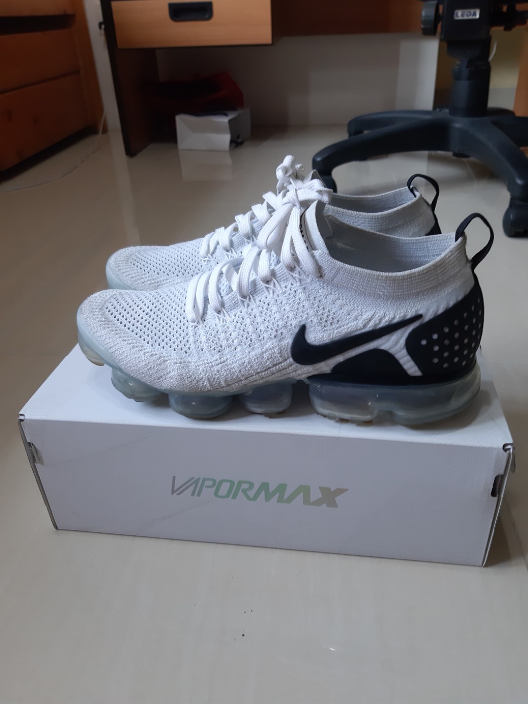 reverse orca vapormax