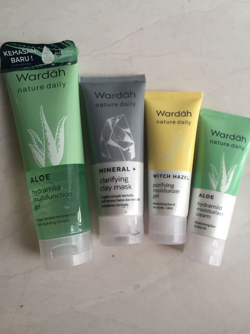 Wardah Aloe Vera Gel Moisturizer Kesehatan Kecantikan Kulit Sabun Tubuh Di Carousell